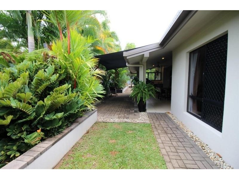 14 Sanctuary Crescent, Wongaling Beach QLD 4852