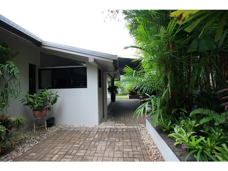 14 Sanctuary Crescent, Wongaling Beach QLD 4852