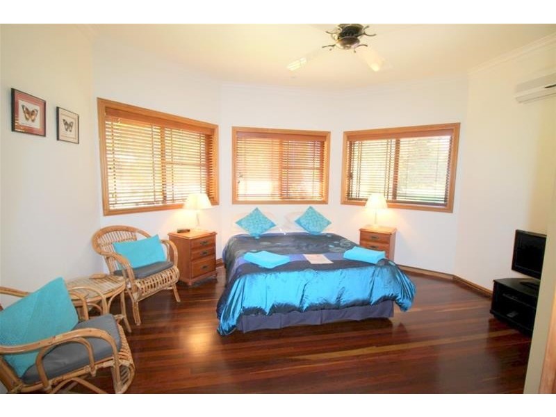 5 Kurrajong Close, Wongaling Beach QLD 4852