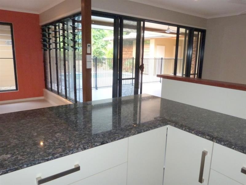 3/34 Mariner Drive, South Mission Beach QLD 4852