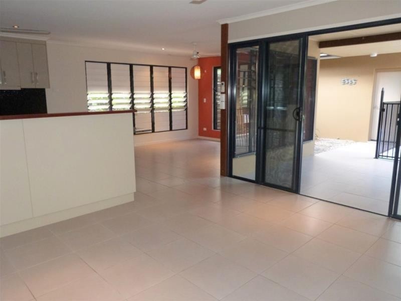 3/34 Mariner Drive, South Mission Beach QLD 4852