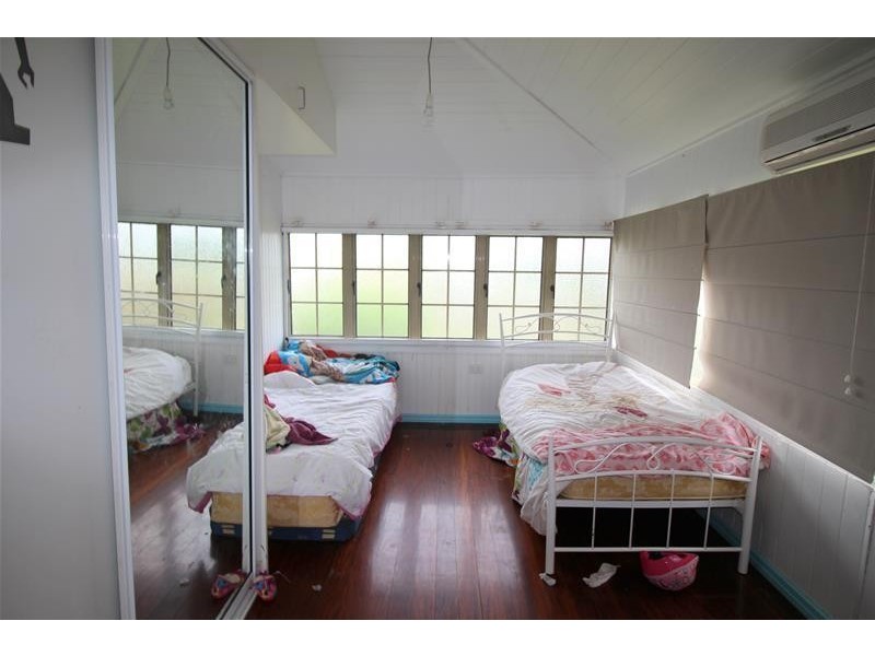 10 Euramo Road, Euramo QLD 4854