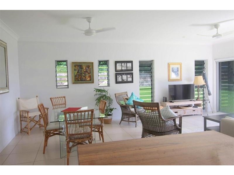 14 Rise Crescent, Mission Beach QLD 4852