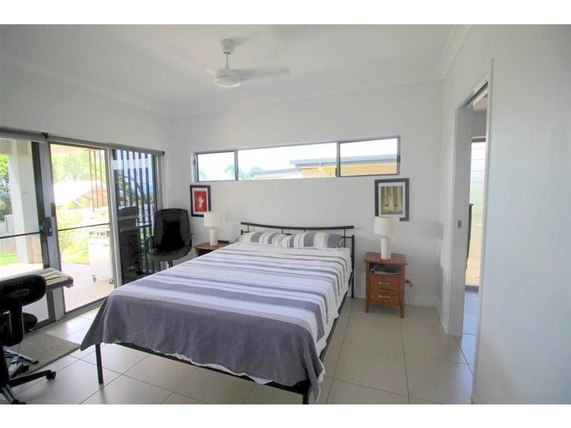 14 Rise Crescent, Mission Beach QLD 4852