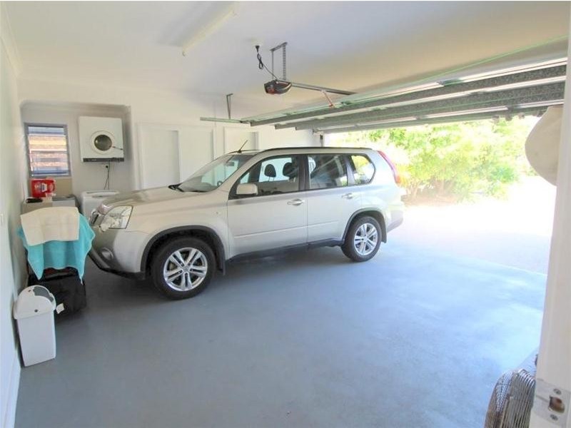 14 Rise Crescent, Mission Beach QLD 4852