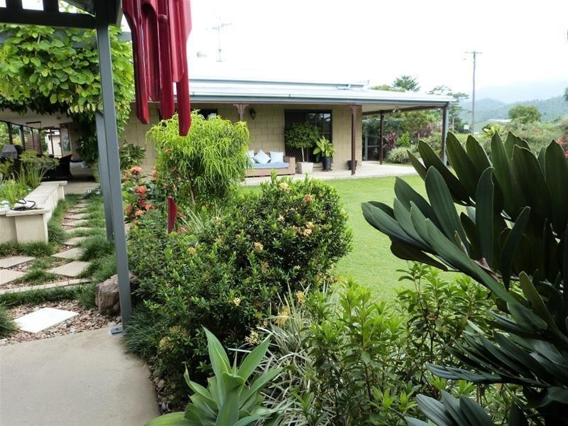 2 Wilson Street, El Arish QLD 4855