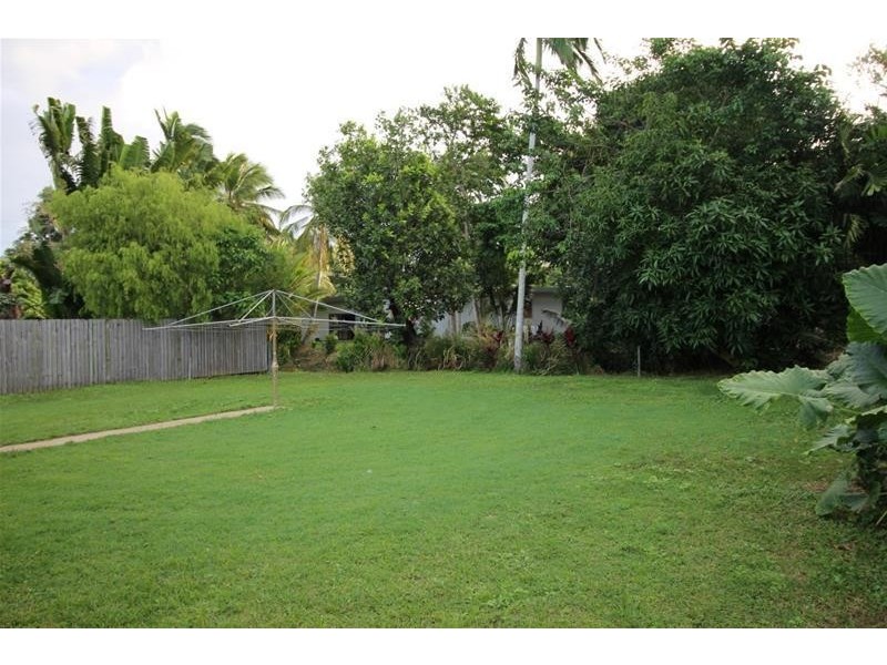 3 Kwila Street, Wongaling Beach QLD 4852