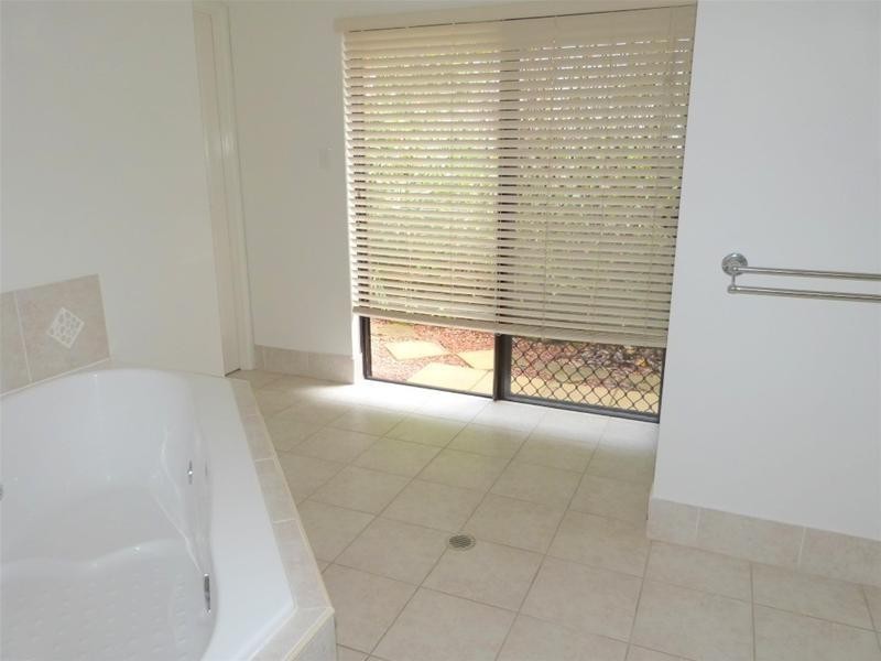 2 Kootooloo Close, Wongaling Beach QLD 4852
