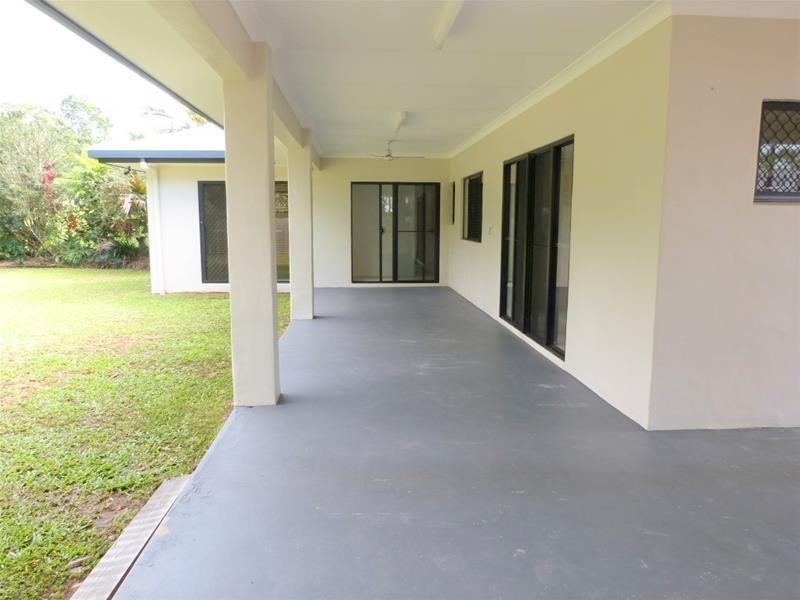 2 Kootooloo Close, Wongaling Beach QLD 4852