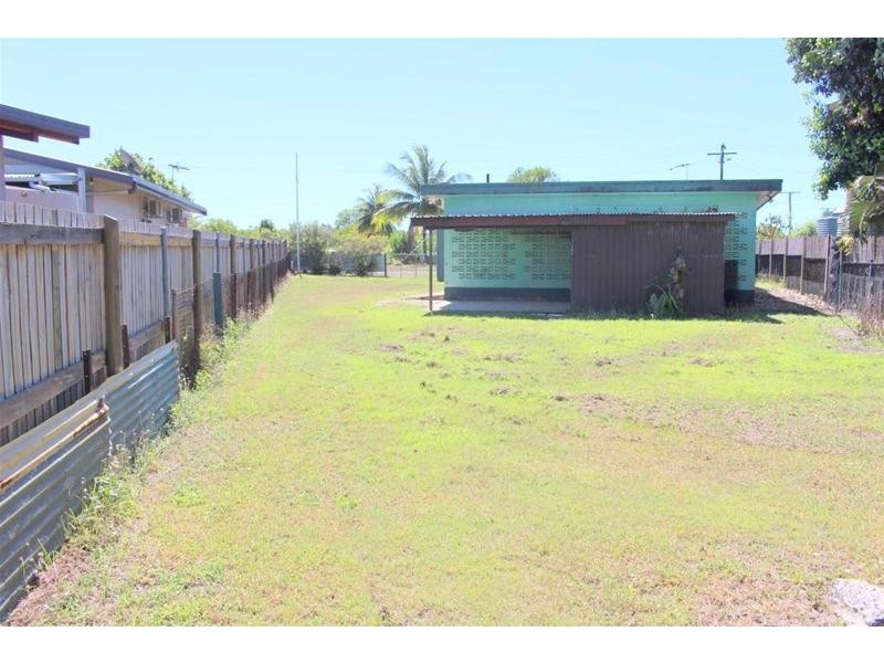 7 Inarlinga Road, Cowley Beach QLD 4871