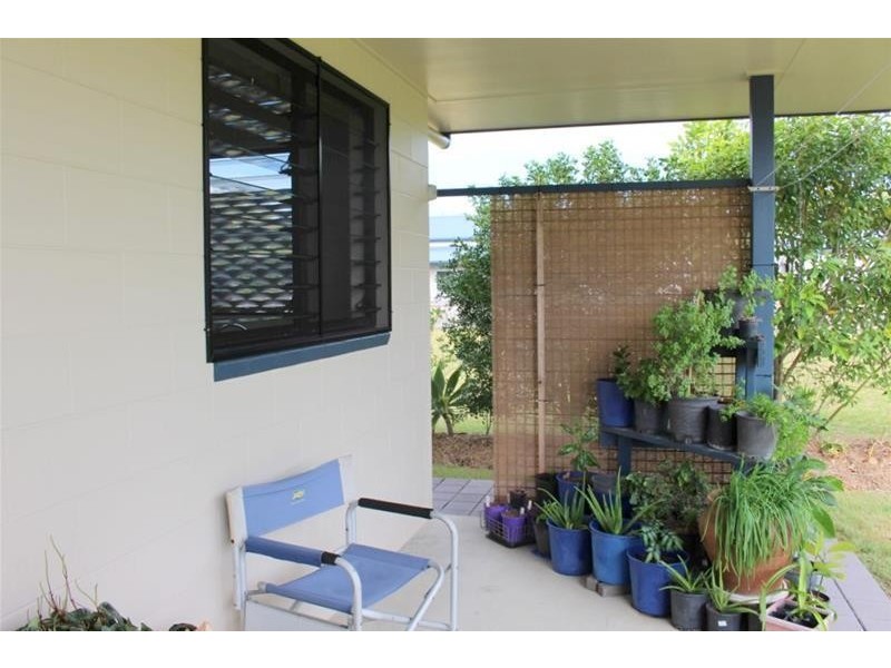 104 Tully Heads Road, Tully Heads QLD 4854