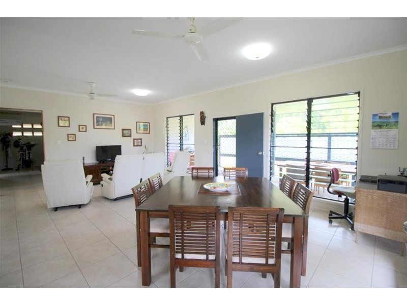 104 Tully Heads Road, Tully Heads QLD 4854