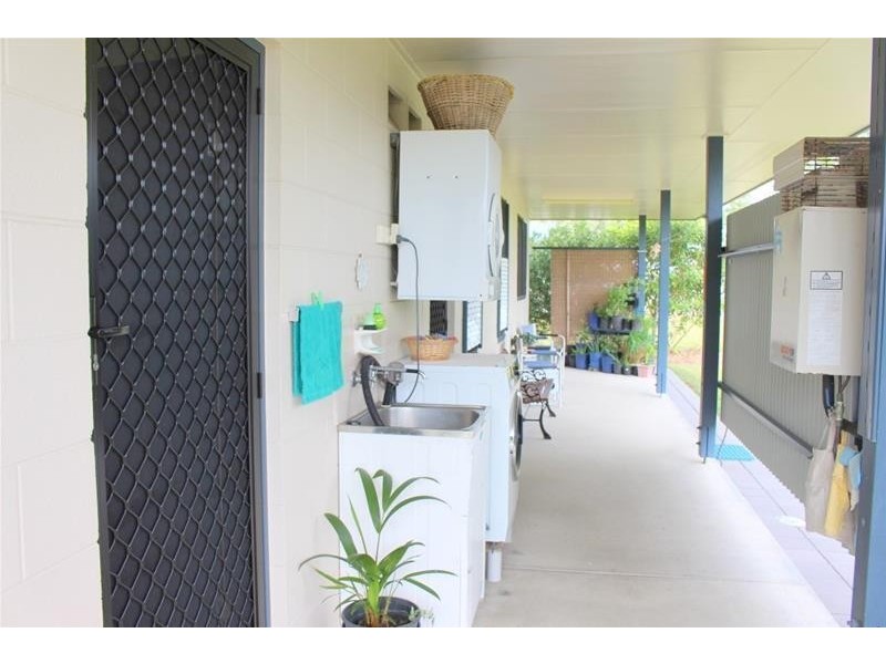 104 Tully Heads Road, Tully Heads QLD 4854