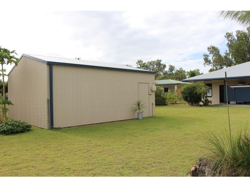 104 Tully Heads Road, Tully Heads QLD 4854