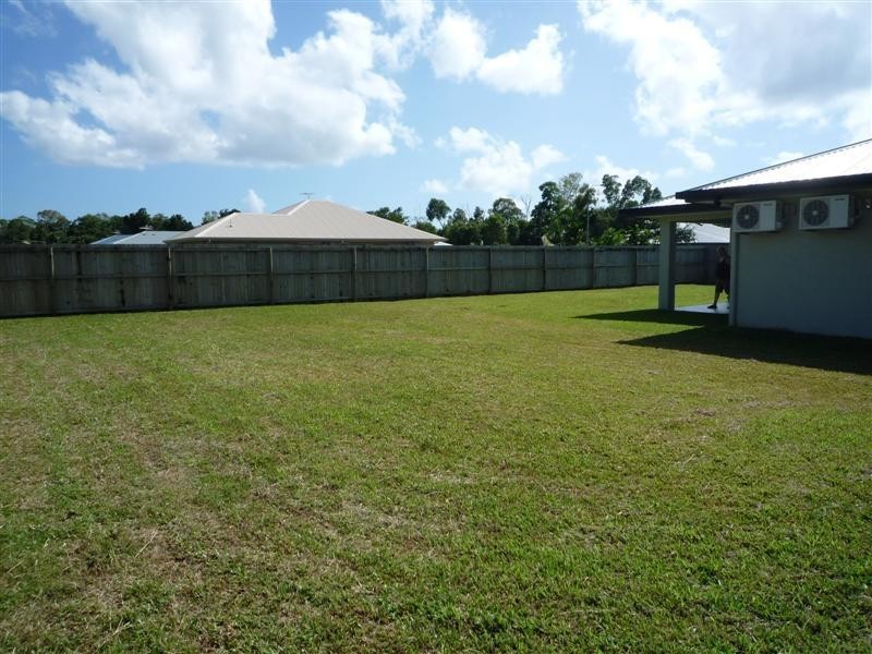 8 Spinnaker Street, South Mission Beach QLD 4852