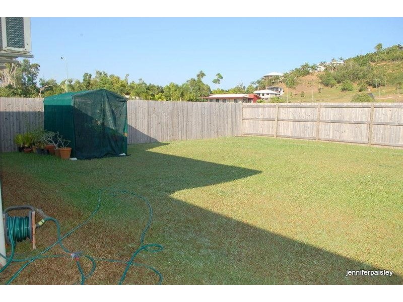 8 Spinnaker Street, South Mission Beach QLD 4852