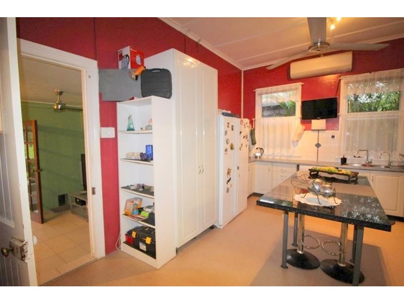 6 Walter Lever Estate Road, Silkwood QLD 4856