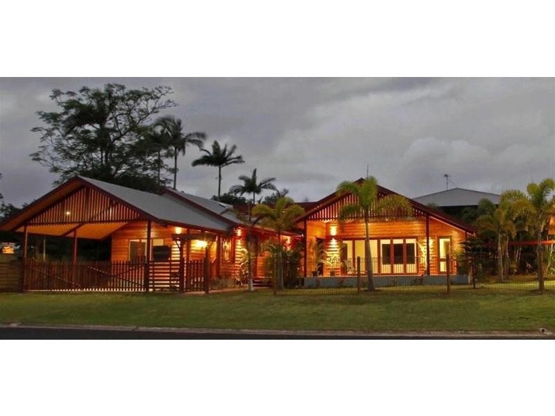 1 Rebecca Jane Parade, Kurrimine Beach QLD 4871