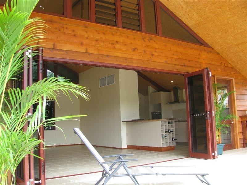 1 Rebecca Jane Parade, Kurrimine Beach QLD 4871