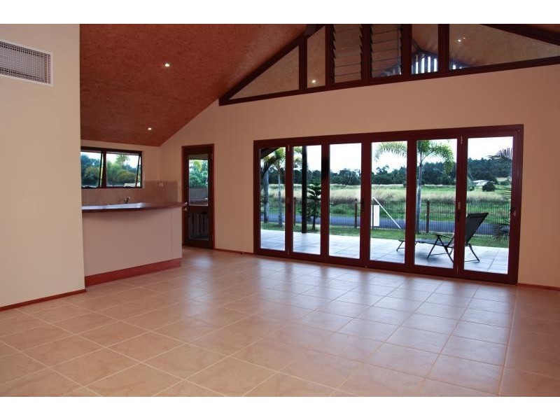 1 Rebecca Jane Parade, Kurrimine Beach QLD 4871