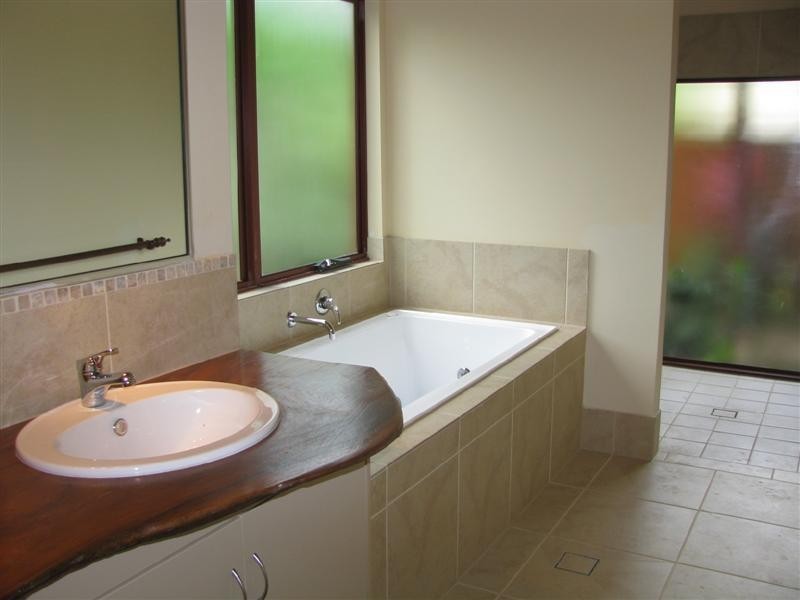 1 Rebecca Jane Parade, Kurrimine Beach QLD 4871