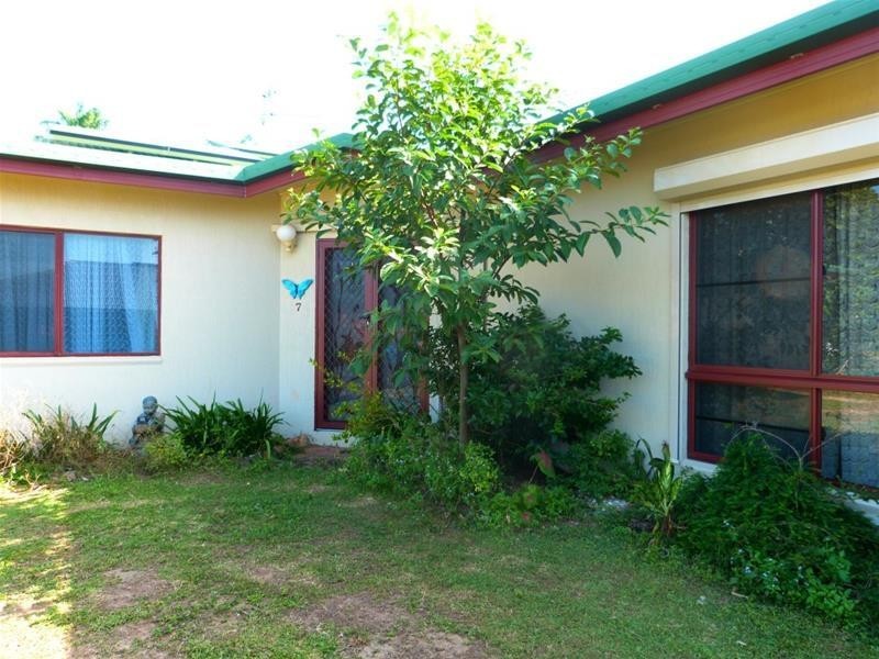 7 Jessie Lane, South Mission Beach QLD 4852