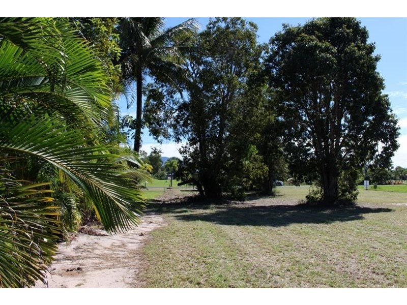 Lot 4, Lot 4 Vipiana Drive, Tully Heads QLD 4854