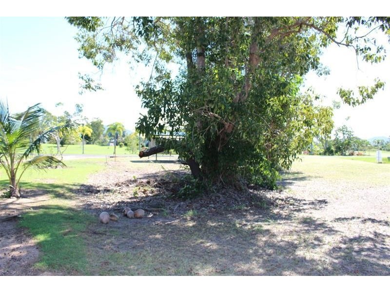 Lot 4, Lot 4 Vipiana Drive, Tully Heads QLD 4854
