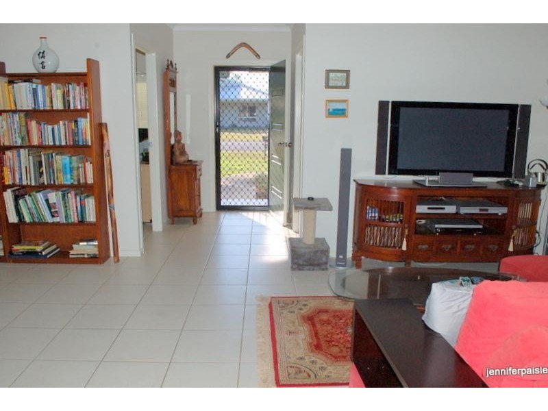 8 Spinnaker Street, South Mission Beach QLD 4852