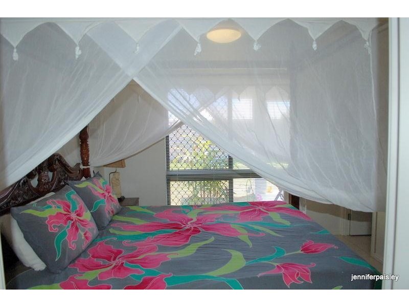 8 Spinnaker Street, South Mission Beach QLD 4852