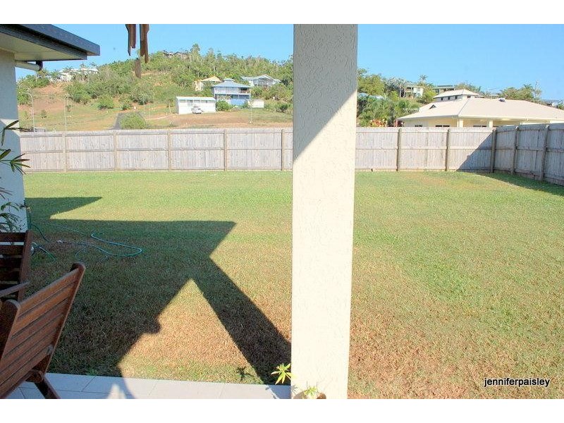 8 Spinnaker Street, South Mission Beach QLD 4852