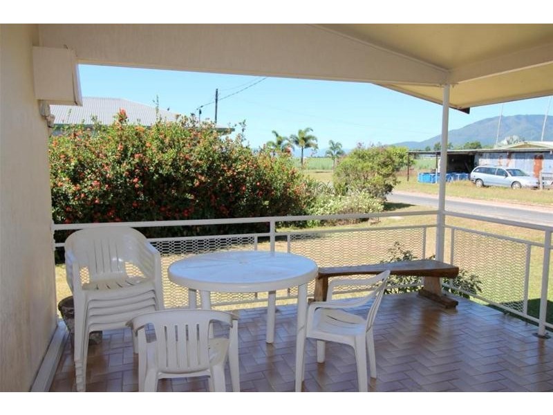 8 Harman Lane, Feluga QLD 4854