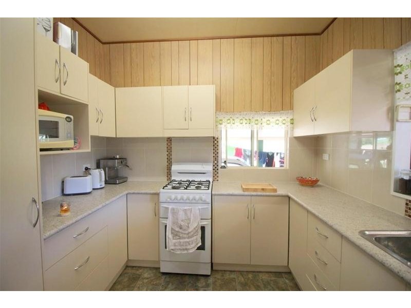 8 Harman Lane, Feluga QLD 4854