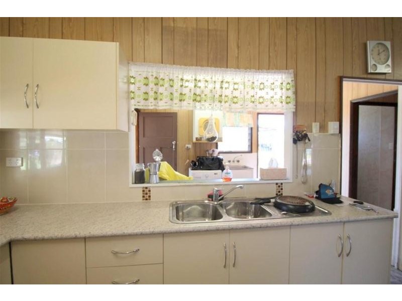 8 Harman Lane, Feluga QLD 4854