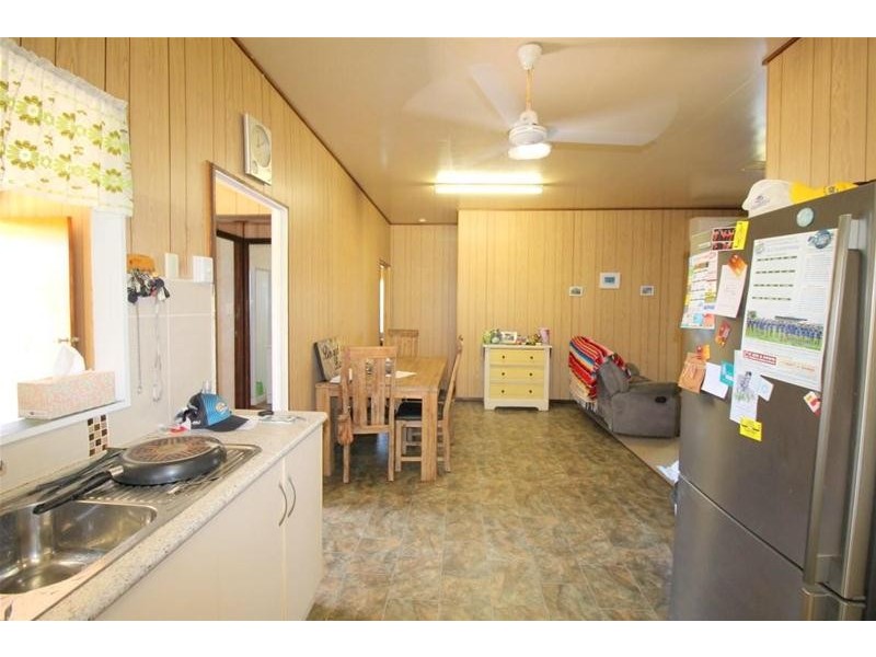 8 Harman Lane, Feluga QLD 4854