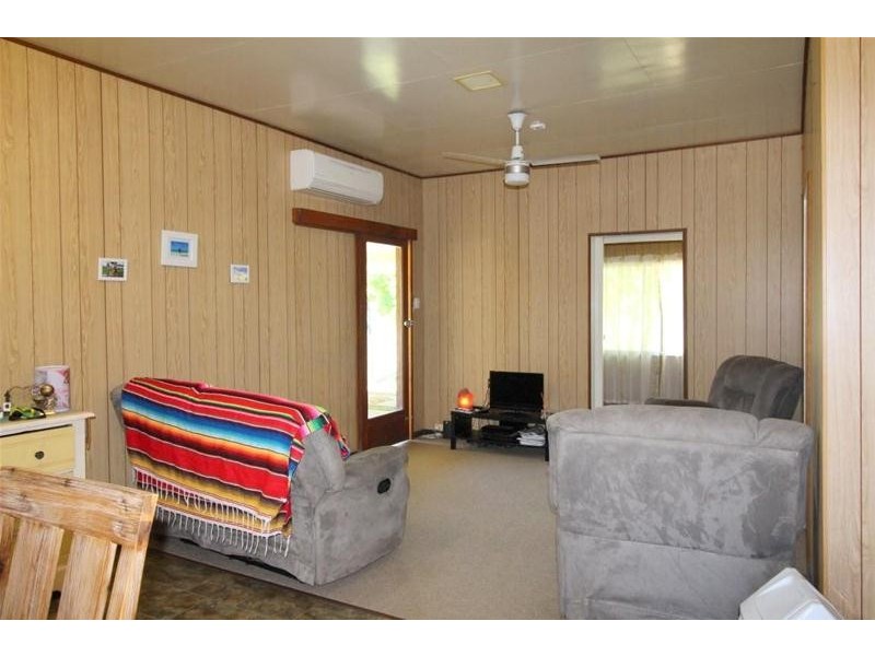 8 Harman Lane, Feluga QLD 4854