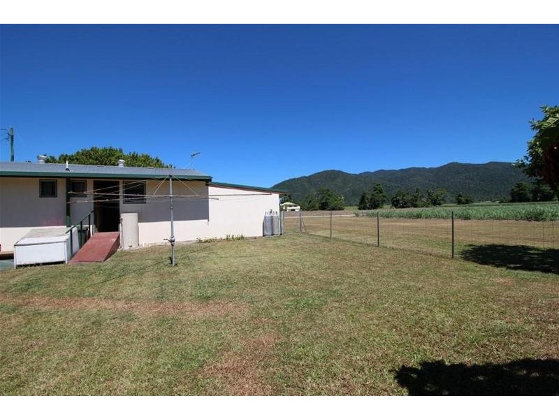 8 Harman Lane, Feluga QLD 4854