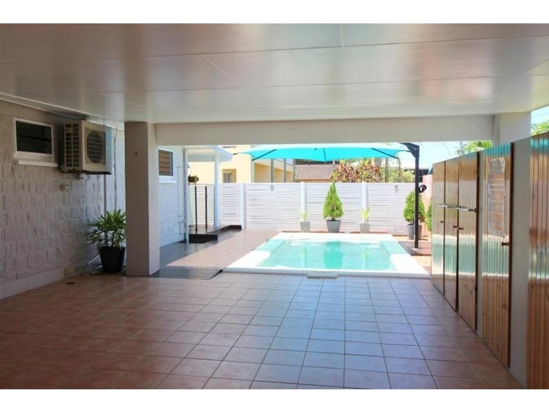 2/6 Hilliar Street, Wongaling Beach QLD 4852