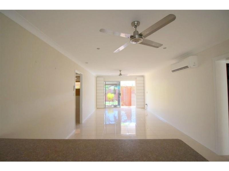 2/6 Hilliar Street, Wongaling Beach QLD 4852