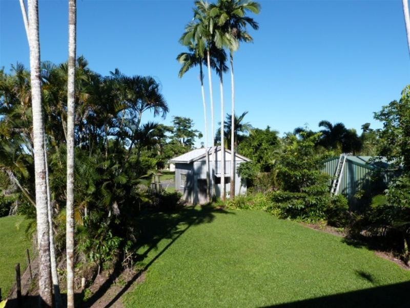 10 Chauvel Street, El Arish QLD 4855