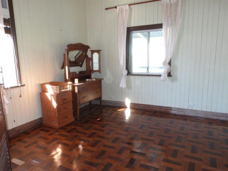 10 Chauvel Street, El Arish QLD 4855