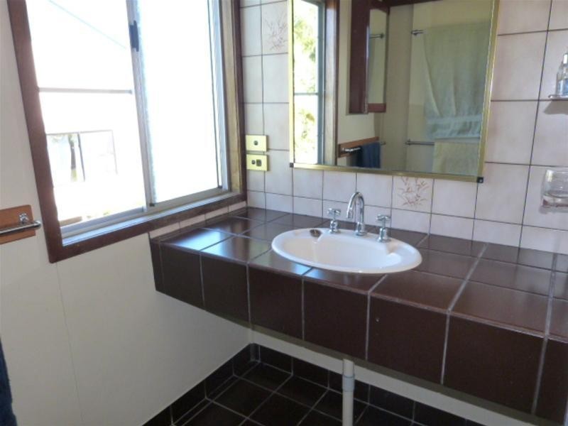 10 Chauvel Street, El Arish QLD 4855