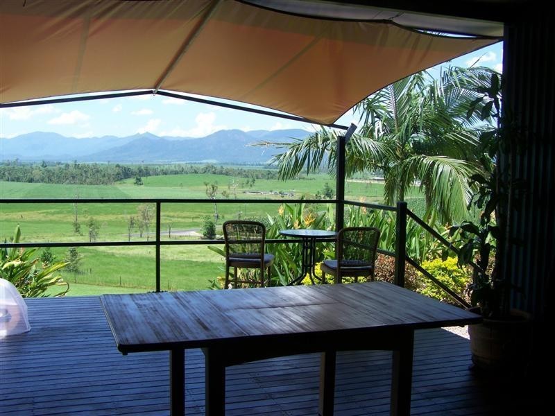 60 South Davidson Road, Tully QLD 4854