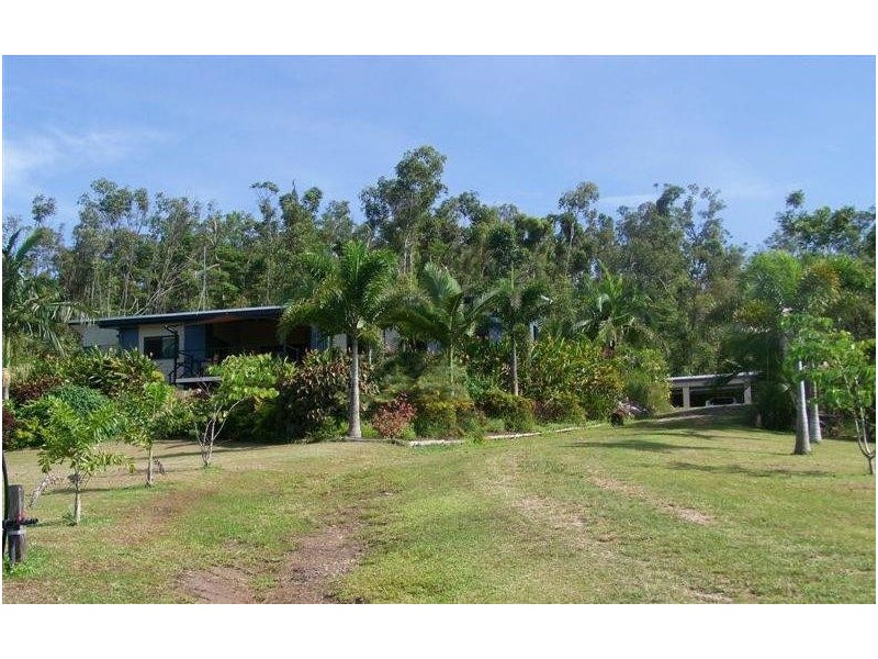 60 South Davidson Road, Tully QLD 4854
