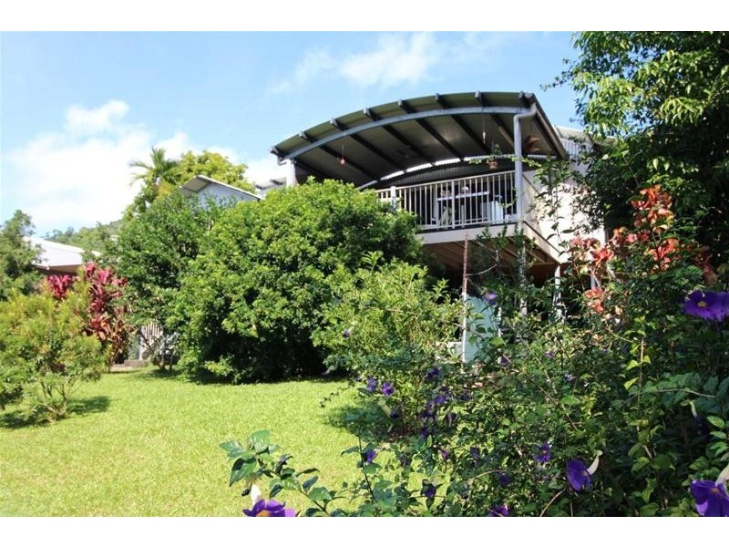 47 Cutten Street, Bingil Bay QLD 4852