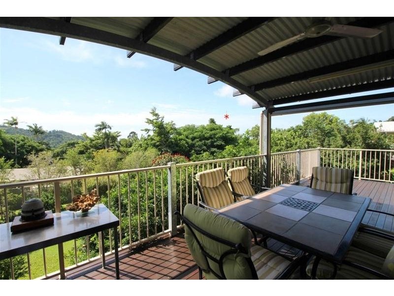 47 Cutten Street, Bingil Bay QLD 4852