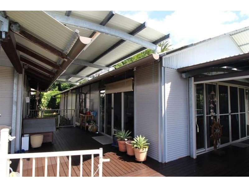 47 Cutten Street, Bingil Bay QLD 4852