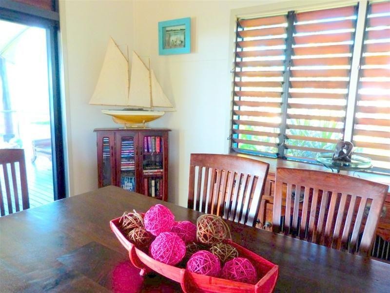 84 Kennedy Esplanade, South Mission Beach QLD 4852