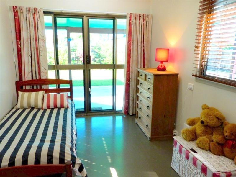 84 Kennedy Esplanade, South Mission Beach QLD 4852