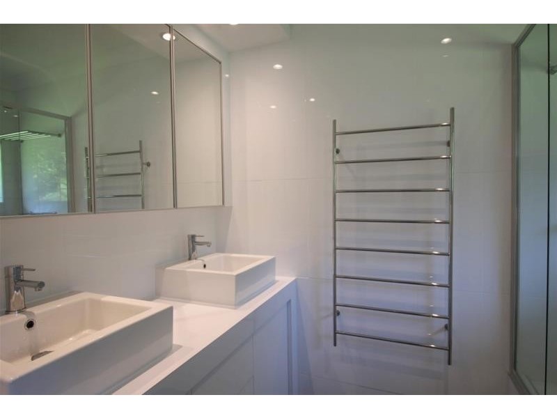 1 Anne Street, Silkwood QLD 4856